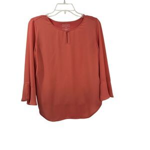Van Heusen women’s coral 3/4 bell sleeve top size S/P. #39-1860